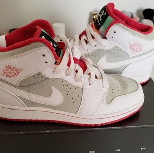 USED Air Jordan 1 "Hare" Retro Size 4.5Y